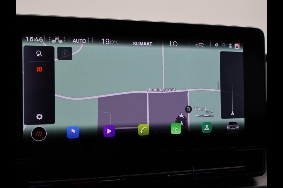 Seat Leon 1.0 TSI STYLE INTENSE + WEGKL. TREKHAAK | VIRTUAL COCKPIT | CAMERA | STOELVERW. | NAVIGATIE | CARPLAY