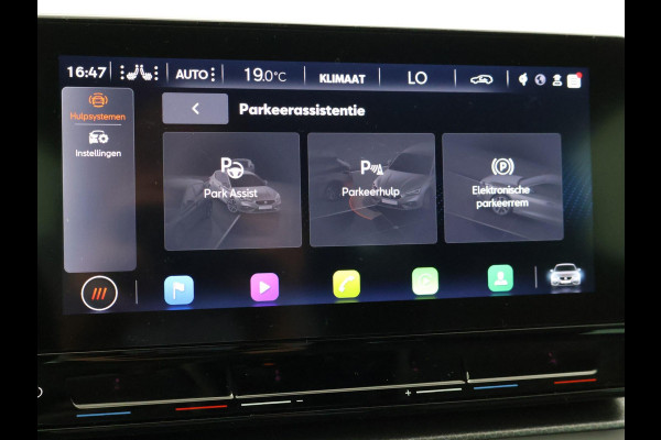 Seat Leon 1.0 TSI STYLE INTENSE + WEGKL. TREKHAAK | VIRTUAL COCKPIT | CAMERA | STOELVERW. | NAVIGATIE | CARPLAY