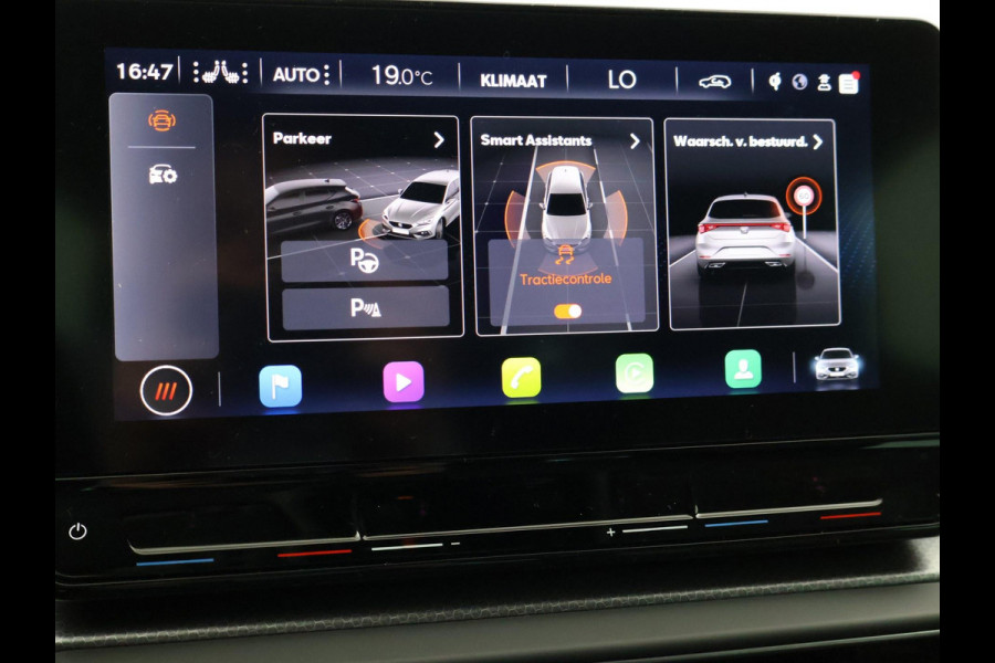 Seat Leon 1.0 TSI STYLE INTENSE + WEGKL. TREKHAAK | VIRTUAL COCKPIT | CAMERA | STOELVERW. | NAVIGATIE | CARPLAY