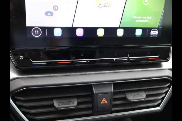 Seat Leon 1.0 TSI STYLE INTENSE + WEGKL. TREKHAAK | VIRTUAL COCKPIT | CAMERA | STOELVERW. | NAVIGATIE | CARPLAY