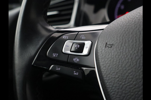 Volkswagen Golf 1.5 TSI 130 PK IQ.DRIVE + LED | TREKHAAK | CAMERA | APPLE CARPLAY | DAB