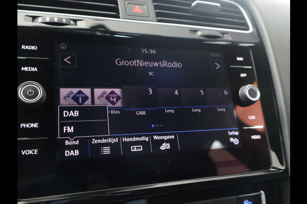 Volkswagen Golf 1.5 TSI 130 PK IQ.DRIVE + LED | TREKHAAK | CAMERA | APPLE CARPLAY | DAB