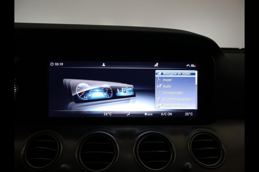 Mercedes-Benz E-Klasse Estate 220d 194 PK AUT9 AVANTGARDE + TREKHAAK Mercedes-Benz E-klasse Estate 220d 194 PK AUT9 + TRKEHAAK / SFEERVERLICHTING / SFEERVERLICHTING / APPLE CARPLAY / LED