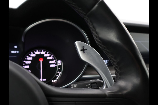 Alfa Romeo Stelvio 2.0T 280 PK AWD FIRST EDITION + 20 INCH | TREKHAAK | LEDER | STUURVERW. | STOELVERW. | CAMERA