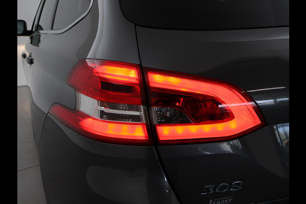 Peugeot 308 SW 1.5 BLUEHDI 130 PK PREMIUM *BTW* + TREKHAAK | PANORAMA | CAMERA | APPEL CARPLAY
