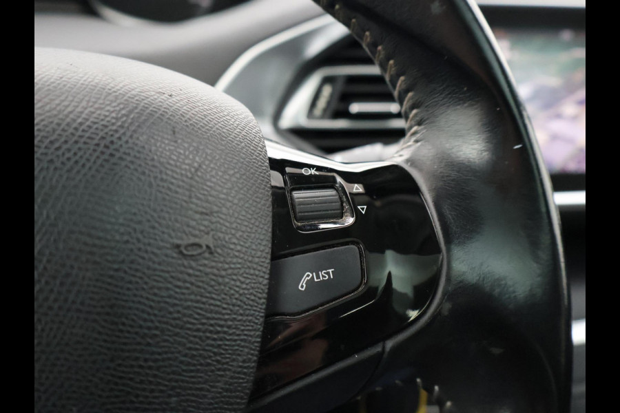 Peugeot 308 SW 1.5 BLUEHDI 130 PK PREMIUM *BTW* + TREKHAAK | PANORAMA | CAMERA | APPEL CARPLAY