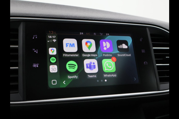 Peugeot 308 SW 1.5 BLUEHDI 130 PK PREMIUM *BTW* + TREKHAAK | PANORAMA | CAMERA | APPEL CARPLAY