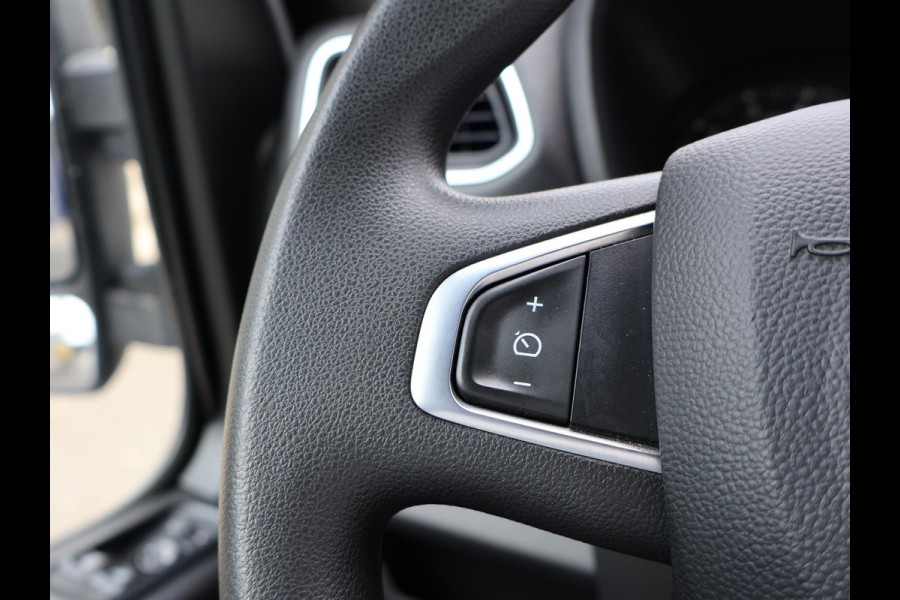 Renault Master T35 2.3 DCI 135 L2H2 COMFORT + APPLE CARPLAY | NAVIGATIE | CRUISE | DAB+