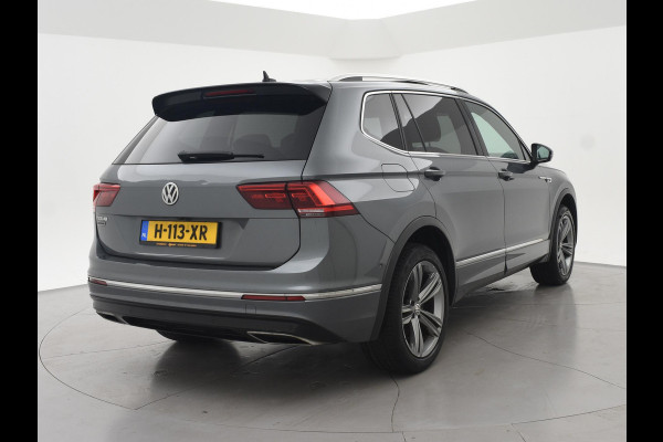 Volkswagen Tiguan Allspace 1.5 TSI R-LINE + PANORAMA | FIETSENDRAGER | TREKHAAK | MASSAGE | VIRTUAL COCKPIT | DAKDRAGERS