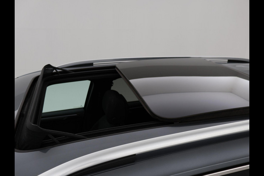 Volkswagen Tiguan Allspace 1.5 TSI R-LINE + PANORAMA | FIETSENDRAGER | TREKHAAK | MASSAGE | VIRTUAL COCKPIT | DAKDRAGERS