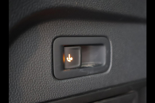 Volkswagen Tiguan Allspace 1.5 TSI R-LINE + PANORAMA | FIETSENDRAGER | TREKHAAK | MASSAGE | VIRTUAL COCKPIT | DAKDRAGERS