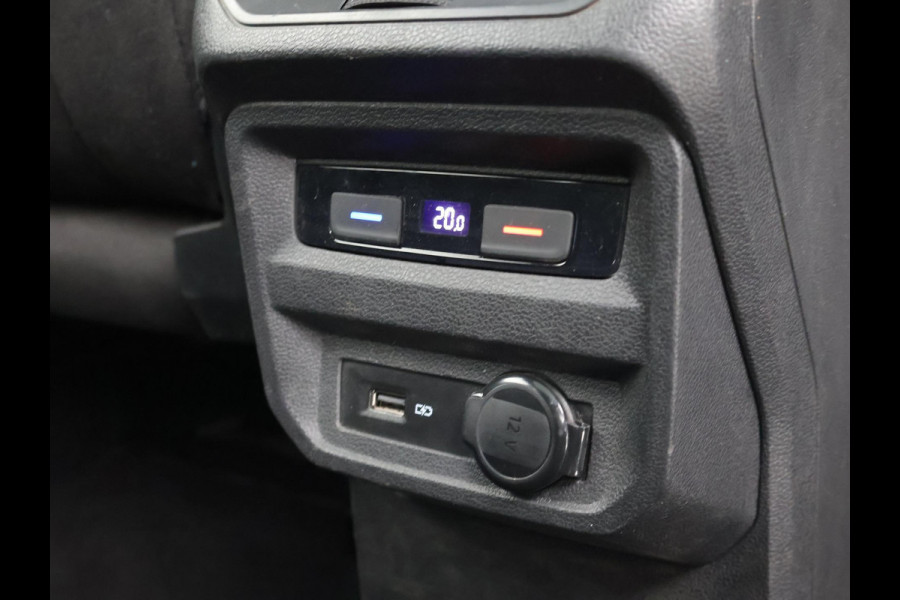 Volkswagen Tiguan Allspace 1.5 TSI R-LINE + PANORAMA | FIETSENDRAGER | TREKHAAK | MASSAGE | VIRTUAL COCKPIT | DAKDRAGERS