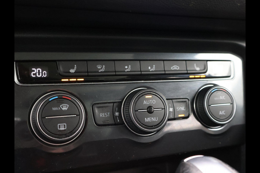 Volkswagen Tiguan Allspace 1.5 TSI R-LINE + PANORAMA | FIETSENDRAGER | TREKHAAK | MASSAGE | VIRTUAL COCKPIT | DAKDRAGERS