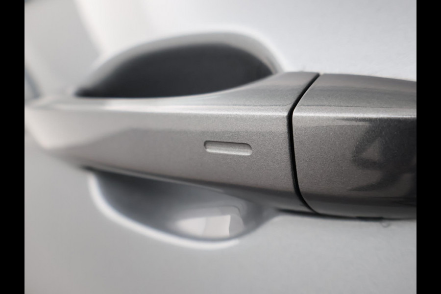 Volkswagen Tiguan Allspace 1.5 TSI R-LINE + PANORAMA | FIETSENDRAGER | TREKHAAK | MASSAGE | VIRTUAL COCKPIT | DAKDRAGERS