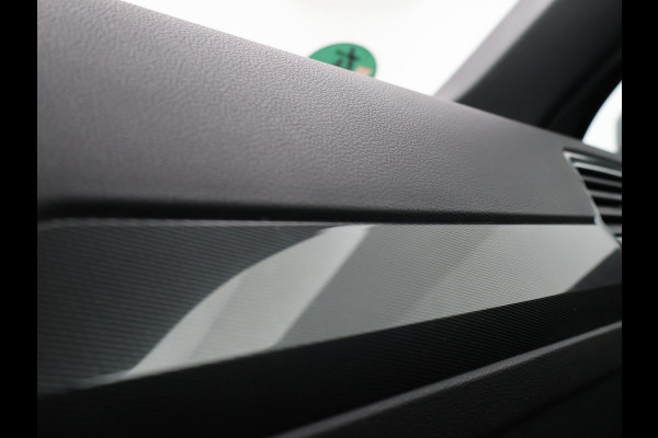 Volkswagen Tiguan Allspace 1.5 TSI R-LINE + PANORAMA | FIETSENDRAGER | TREKHAAK | MASSAGE | VIRTUAL COCKPIT | DAKDRAGERS