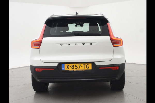 Volvo XC40 238 PK SINGLE MOTOR PLUS 69 kWh + ELEK. TREKHAAK | ACC | 19 INCH | CAMERA