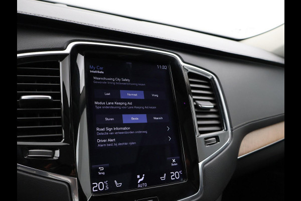 Volvo XC40 238 PK SINGLE MOTOR PLUS 69 kWh + ELEK. TREKHAAK | ACC | 19 INCH | CAMERA