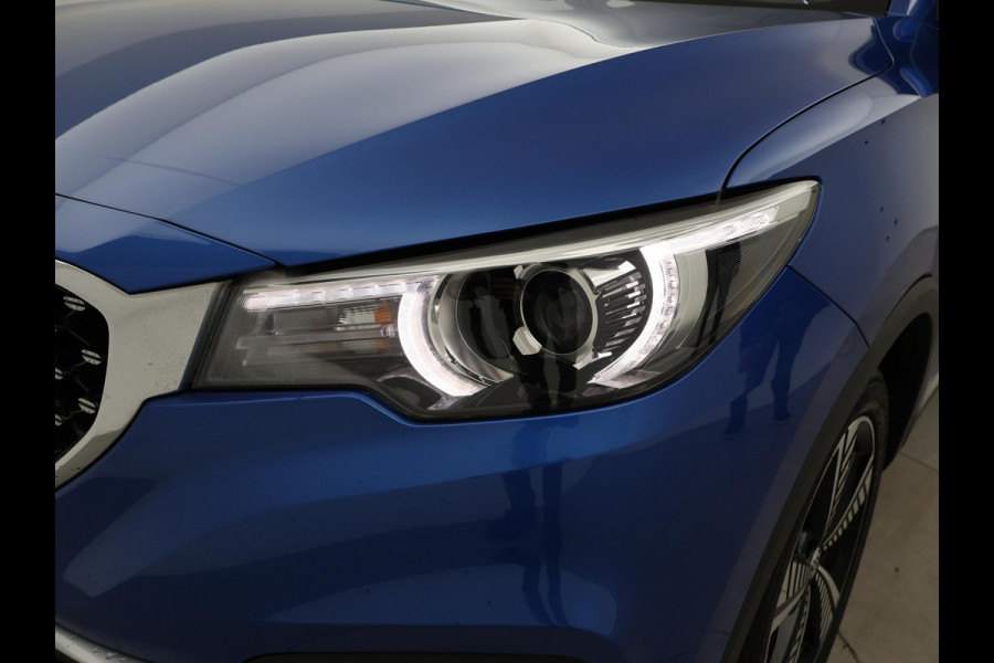 MG Mg Zs EV 45 kWh LUXURY + PANORAMA / LEDER / ADAPTIVE CRUISE / LED / CAMERA