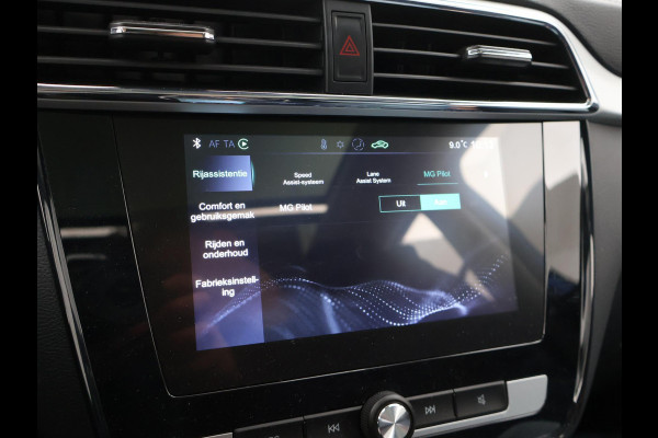 MG Mg Zs EV 45 kWh LUXURY + PANORAMA / LEDER / ADAPTIVE CRUISE / LED / CAMERA