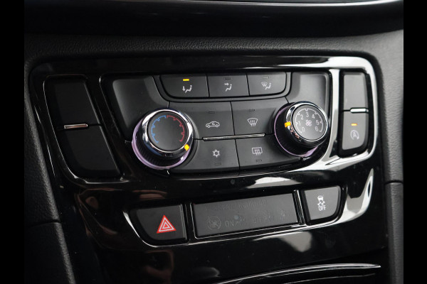 Opel Mokka X 1.6 SELECTION SILKY BEIGE + CRUISE CONTROL