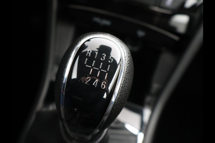 Opel Mokka X 1.6 SELECTION SILKY BEIGE + CRUISE CONTROL