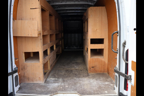 Renault Master T35 2.3 DCI 165 PK L4H2 DUBBEL LUCHT DL + 3500 KG TREKHAAK | CAMERA | APPLE CARPLAY