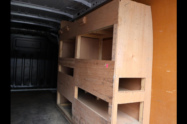 Renault Master T35 2.3 DCI 165 PK L4H2 DUBBEL LUCHT DL + 3500 KG TREKHAAK | CAMERA | APPLE CARPLAY