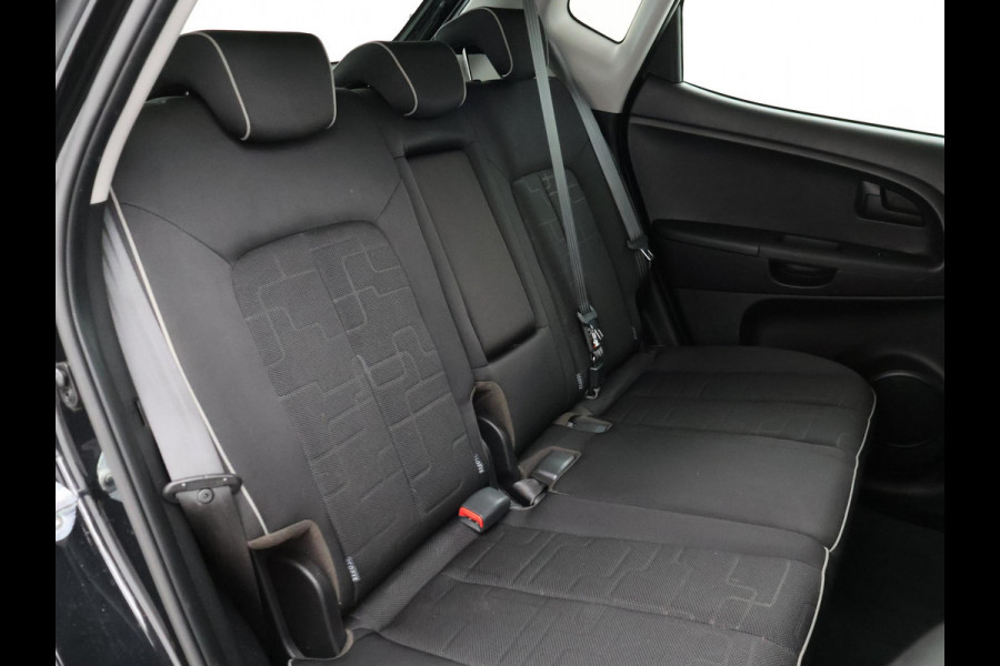 Kia Venga 1.6 CVVT AUTOMAAT + STUUR/STOELVERWARMING | PARKEERSENSOREN | LMV | CLIMATE CONTROL