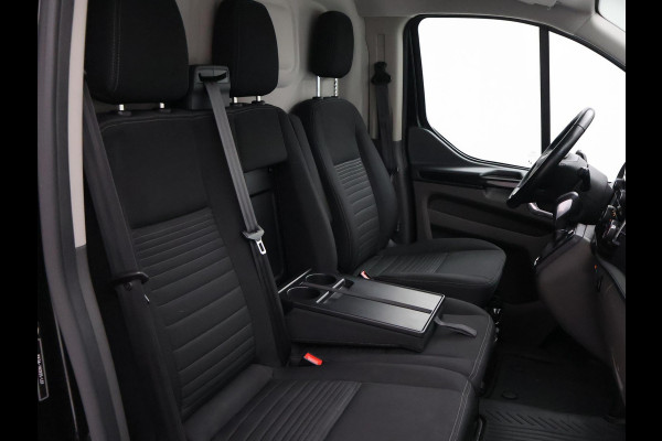 Ford Transit Custom 2.0 TDCI 170 PK AUT. L2H1 LIMITED + RAPTOR GRILLE | TREEPLANKEN | CARPLAY | TREKHAAK | CAMERA