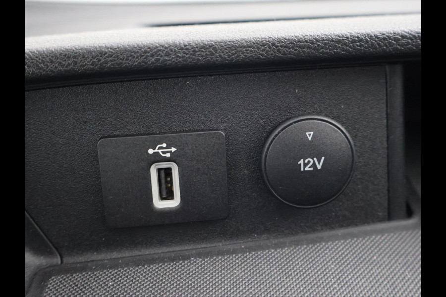 Ford Transit Custom 2.0 TDCI 170 PK AUT. L2H1 LIMITED + RAPTOR GRILLE | TREEPLANKEN | CARPLAY | TREKHAAK | CAMERA