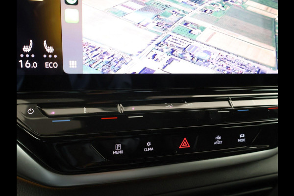 Volkswagen ID.5 PRO 77 kWh *KINGS RED* + STUUR/STOELVERWARMING | SFEERVERLICHTING | ORIG. NL