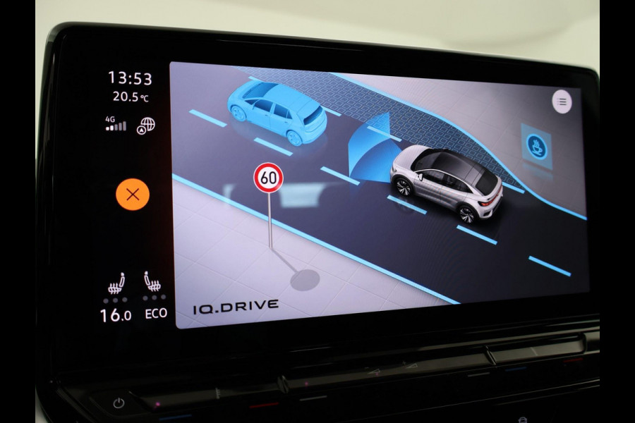 Volkswagen ID.5 PRO 77 kWh *KINGS RED* + STUUR/STOELVERWARMING | SFEERVERLICHTING | ORIG. NL