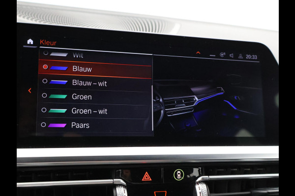 BMW 3 Serie Touring 318i AUT. M-SPORT DRAVITGRAU + SPORTSTOELEN | CAMERA | MEMORY | HIFI | SFEERVERLICHTING | CARPLAY