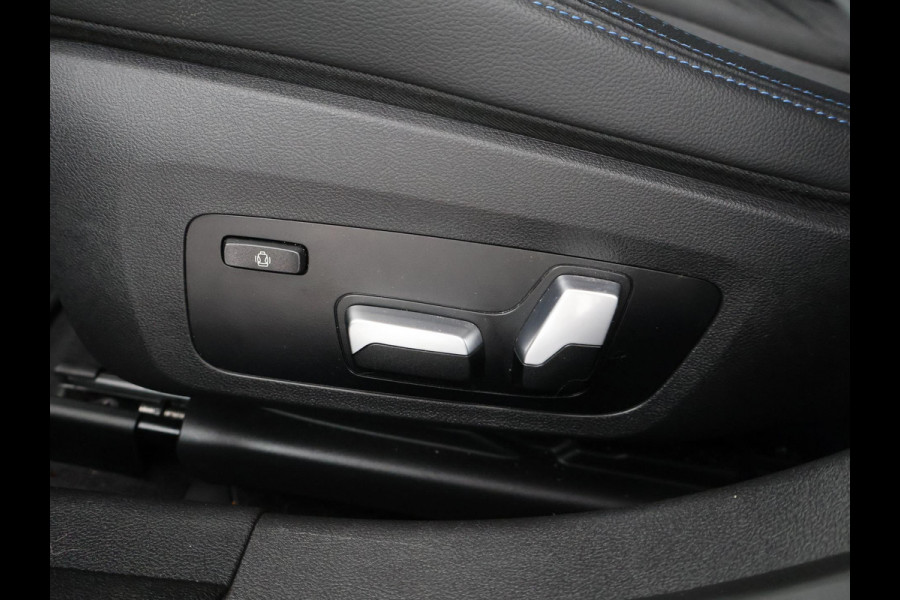 BMW 3 Serie Touring 318i AUT. M-SPORT DRAVITGRAU + SPORTSTOELEN | CAMERA | MEMORY | HIFI | SFEERVERLICHTING | CARPLAY