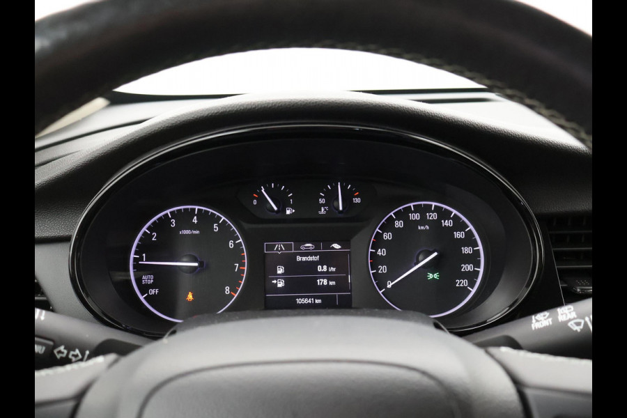 Opel Mokka X 1.4 TURBO 140 PK INNOVATION + LEDER | STUUR/STOELVERW. | APPLE CARPLAY | TREEPLANKEN