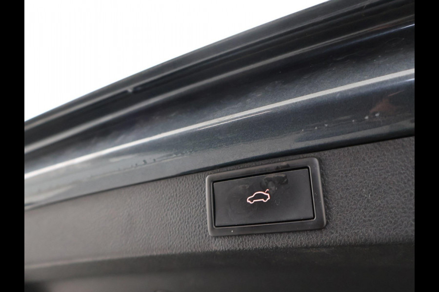 Škoda Octavia Combi 1.5 e-TSI AUT. + 18 INCH | ADAPTIVE CRUISE | LED | VIRTUAL COCKPIT | SFEERVERLICHTING | CAMERA | CARPLAY | STOELVERW.