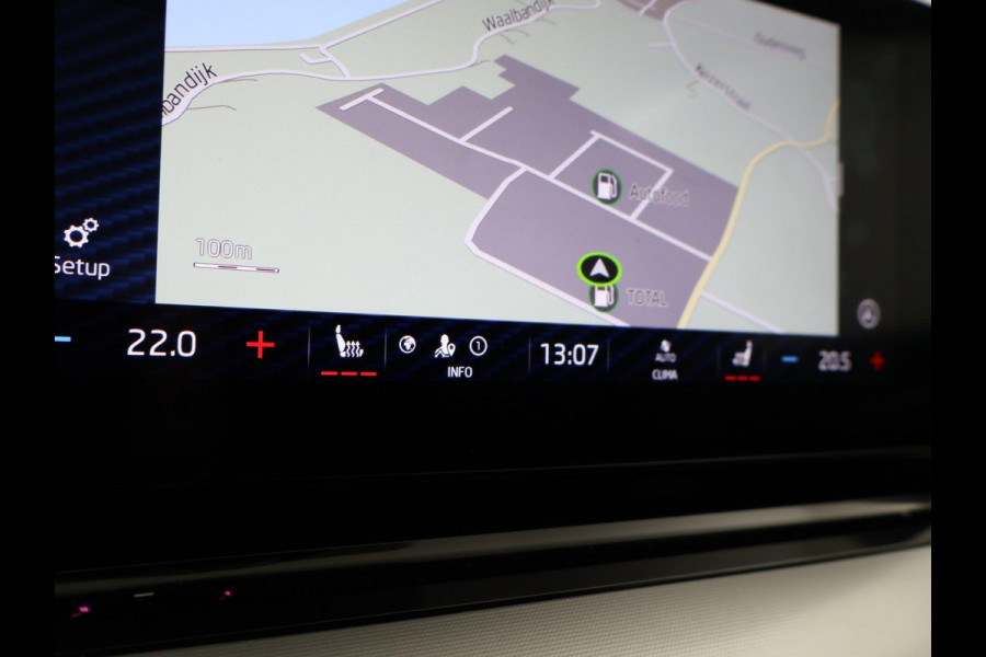 Škoda Octavia Combi 1.5 e-TSI AUT. + 18 INCH | ADAPTIVE CRUISE | LED | VIRTUAL COCKPIT | SFEERVERLICHTING | CAMERA | CARPLAY | STOELVERW.