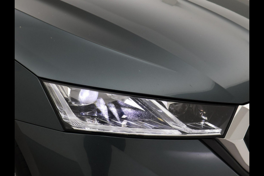 Škoda Octavia Combi 1.5 e-TSI AUT. + 18 INCH | ADAPTIVE CRUISE | LED | VIRTUAL COCKPIT | SFEERVERLICHTING | CAMERA | CARPLAY | STOELVERW.