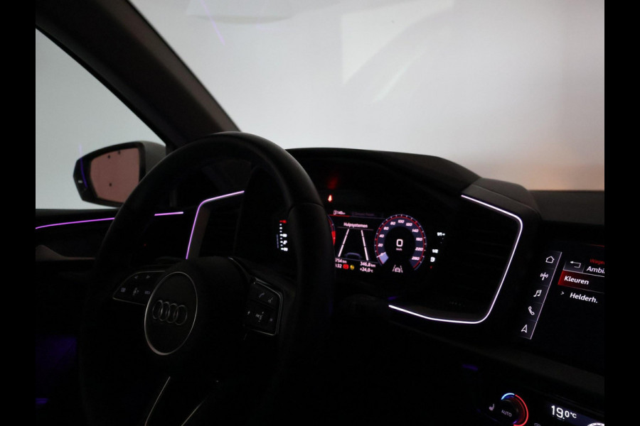 Audi A1 Sportback 25 TFSI + SFEERVERLICHTING | APPLE CARPLAY | VIRTUAL COCKPIT | SPORTSTOELEN | STOELVERW.