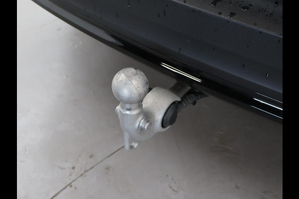 Volvo C40 RECHARGE TWIN ULTIMATE 78 kWh 408 PK SAGE GREEN + ELEK. TREKHAAK | 20 INCH | PANORAMA | PILOT ASSIST | ACC | HK