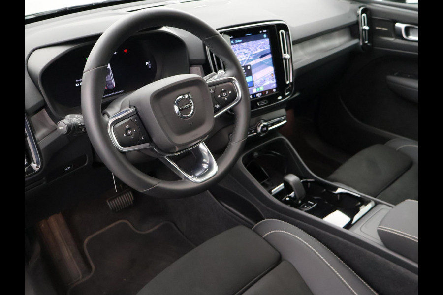 Volvo C40 RECHARGE TWIN ULTIMATE 78 kWh 408 PK SAGE GREEN + ELEK. TREKHAAK | 20 INCH | PANORAMA | PILOT ASSIST | ACC | HK