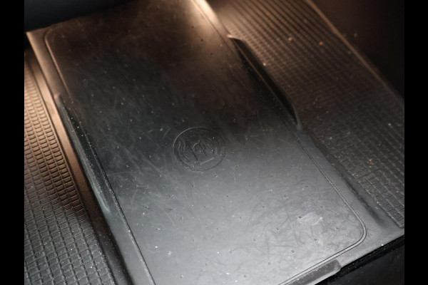 Volvo C40 RECHARGE TWIN ULTIMATE 78 kWh 408 PK SAGE GREEN + ELEK. TREKHAAK | 20 INCH | PANORAMA | PILOT ASSIST | ACC | HK