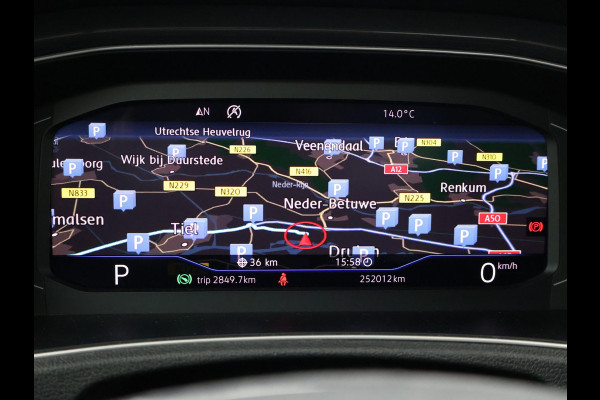 Volkswagen T-Roc 1.5 TSI 150 PK DSG SPORT BTW + TREKHAAK | VIRTUAL COCKPIT | CAMERA | ADAPTIVE CRUISE | CARPLAY