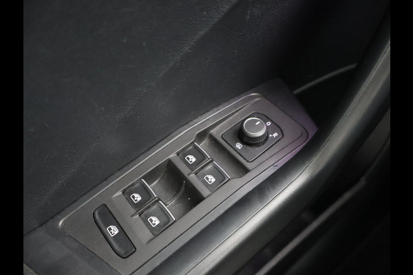 Volkswagen T-Roc 1.5 TSI 150 PK DSG SPORT BTW + TREKHAAK | VIRTUAL COCKPIT | CAMERA | ADAPTIVE CRUISE | CARPLAY
