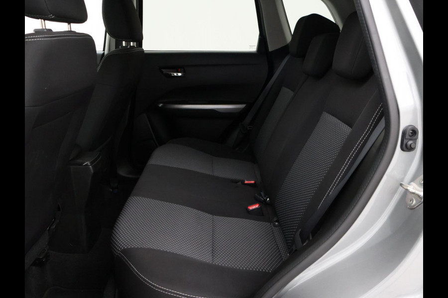 Suzuki Vitara 1.0 BOOSTERJET SELECT TWO-TONE + CAMERA | APPLE CARPLAY | DAB | STOELVERWARMING