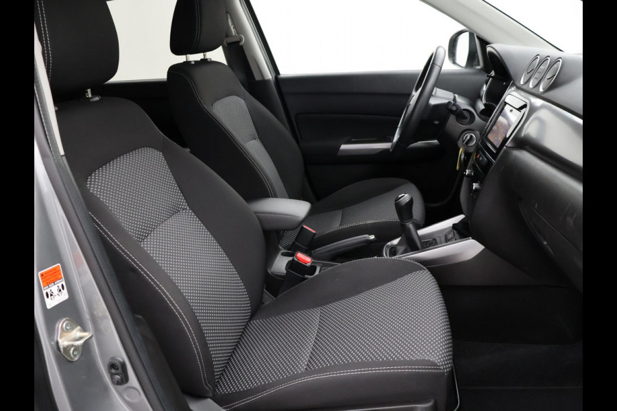 Suzuki Vitara 1.0 BOOSTERJET SELECT TWO-TONE + CAMERA | APPLE CARPLAY | DAB | STOELVERWARMING