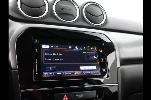 Suzuki Vitara 1.0 BOOSTERJET SELECT TWO-TONE + CAMERA | APPLE CARPLAY | DAB | STOELVERWARMING