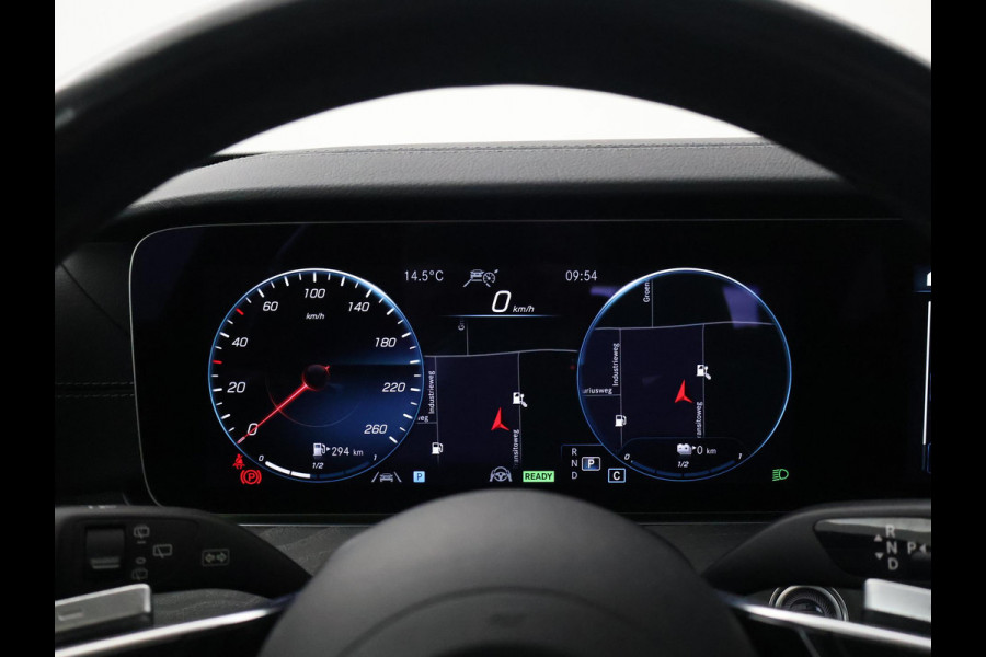 Mercedes-Benz E-Klasse Estate 300 e 320 PK AMG LINE + BURMESTER | AFN. TREKHAAK | 19 INCH AMG | SCHUIFDAK | STANDKACHEL | DISTRONIC+