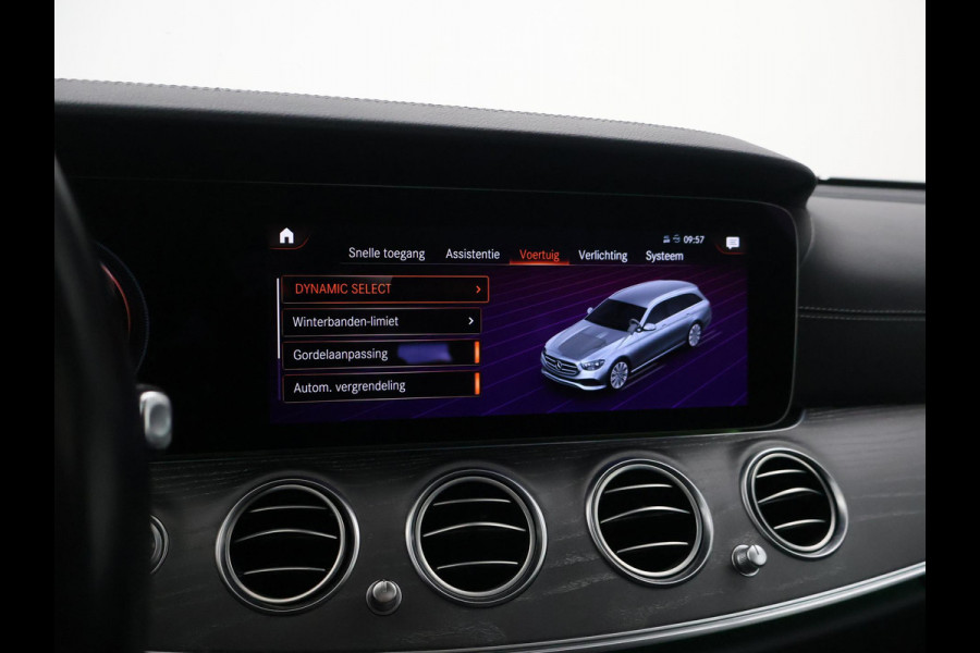 Mercedes-Benz E-Klasse Estate 300 e 320 PK AMG LINE + BURMESTER | AFN. TREKHAAK | 19 INCH AMG | SCHUIFDAK | STANDKACHEL | DISTRONIC+