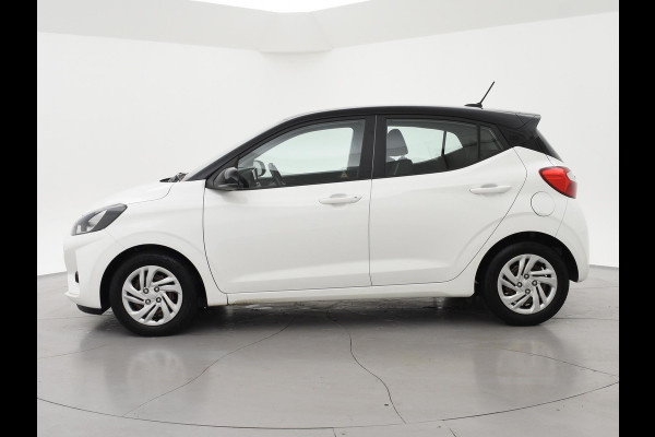 Hyundai i10 1.0 AUTOMAAT COMFORT 5-ZITS + APPLE CARPLAY | DAB+ | CRUISE CONTROL | TWO-TONE WIT/ZWART